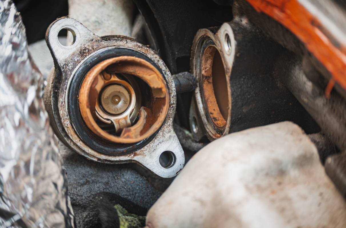 Auto Thermostat Replacement